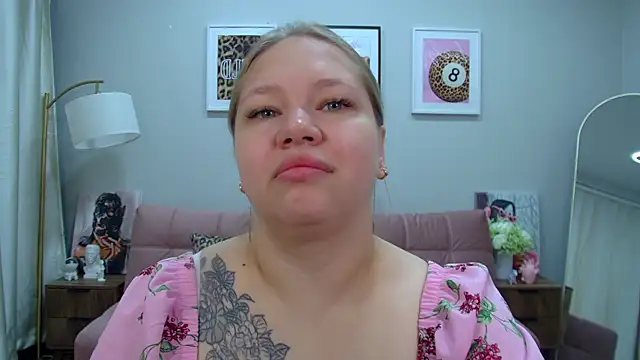 Snapshot of DianaKristol chatting on July 11, 2026, 6:24 am DianaKristol online show from July 11, 2026, 6:24 am