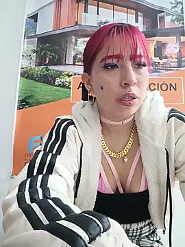 Snapshot of JULIETH__05 chatting on May 26, 2026, 1:09 pm JULIETH 05 online show from May 26, 2026, 1:09 pm