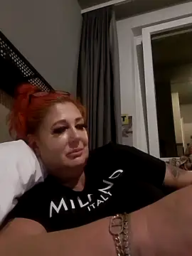 AshleyGinger   online show from June 2, 2026, 9:15 pm