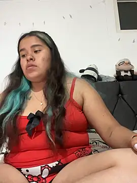 TuGatitaMiau075 online show from July 1, 2026, 3:18 am