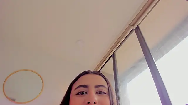 Snapshot of imsofia_dy chatting on July 9, 2026, 9:36 pm imsofia dy online show from July 9, 2026, 9:36 pm