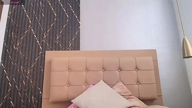 miia lupin online show from May 31, 2026, 7:14 pm