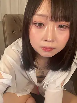 Snapshot of yu_nya chatting on May 19, 2026, 9:38 am yu nya online show from May 19, 2026, 9:38 am