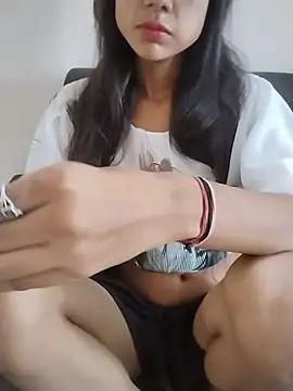 Snapshot of neha_singh0 chatting on July 18, 2026, 12:03 pm neha singh0 online show from July 18, 2026, 12:03 pm