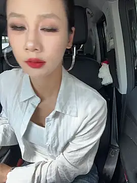 Snapshot of Aria-1111 chatting on June 10, 2026, 4:46 am Aria-1111 online show from June 10, 2026, 4:46 am