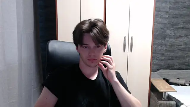 Snapshot of arthur___king chatting on July 8, 2026, 1:01 pm arthur king online show from July 8, 2026, 1:01 pm