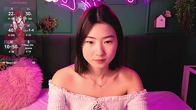 Runi Asian online show from June 3, 2026, 1:17 am