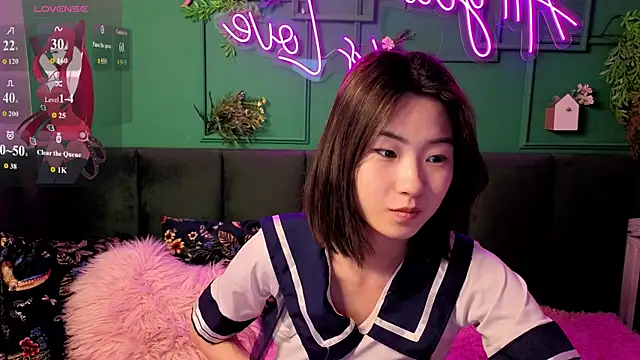 Snapshot of Runi_Asian chatting on June 30, 2026, 1:27 am Runi Asian online show from June 30, 2026, 1:27 am