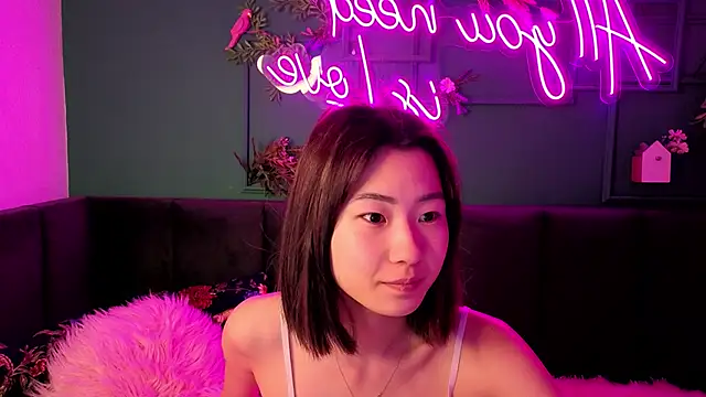 Snapshot of Runi_Asian chatting on June 22, 2026, 1:22 am Runi Asian online show from June 22, 2026, 1:22 am