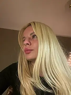 Snapshot of MissAnabel_ chatting on July 31, 2026, 8:06 pm MissAnabel online show from July 31, 2026, 8:06 pm