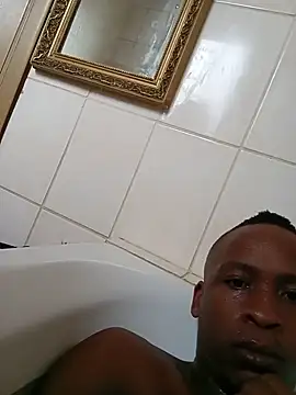 themoonbabe45 online show from June 4, 2026, 9:47 am