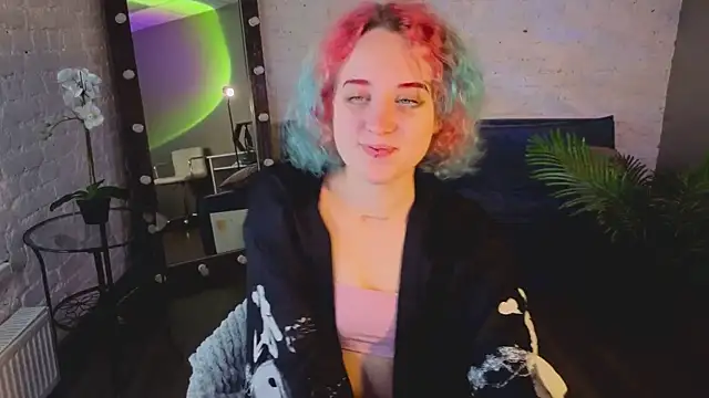 ScarlettSparkss online show from May 29, 2026, 5:35 am