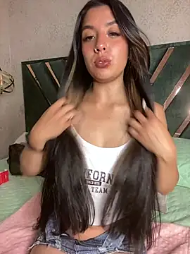 Megan pink18 online show from May 29, 2026, 2:50 am