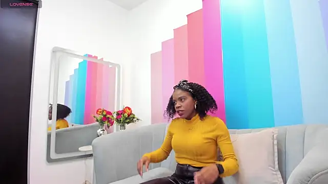 Snapshot of sarahi_pusey chatting on June 3, 2026, 12:50 pm sarahi pusey online show from June 3, 2026, 12:50 pm