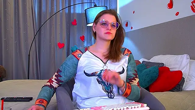 AlexaAvery online show from June 2, 2026, 6:13 am