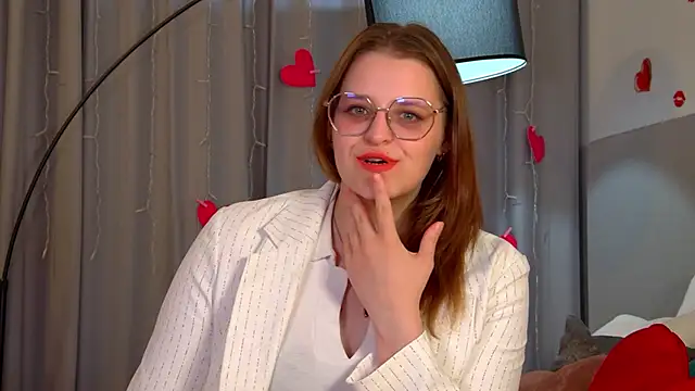 Snapshot of AlexaAvery chatting on June 11, 2026, 6:27 pm AlexaAvery online show from June 11, 2026, 6:27 pm