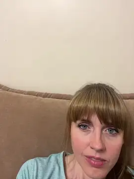 Kamilochka29511 online show from May 31, 2026, 5:51 pm