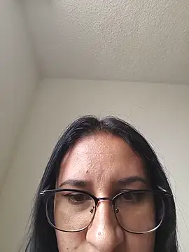 CAROLINA--04 online show from June 4, 2026, 1:49 pm