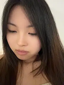 Jenny156cm online show from June 3, 2026, 2:33 pm