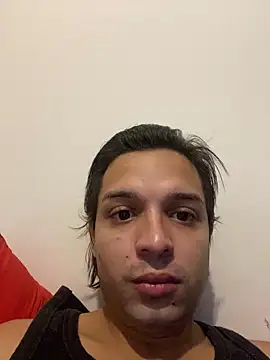 rodrigo gaucho23 online show from May 14, 2026, 2:41 am