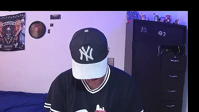 Snapshot of Fenix_hardcock chatting on July 15, 2026, 6:48 pm Fenix hardcock online show from July 15, 2026, 6:48 pm