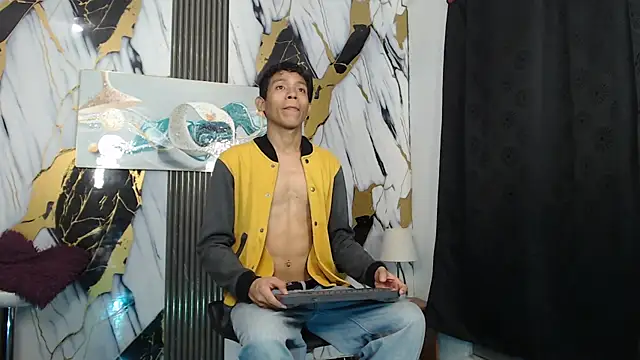 RONALDA HOT26 online show from May 29, 2026, 7:58 am