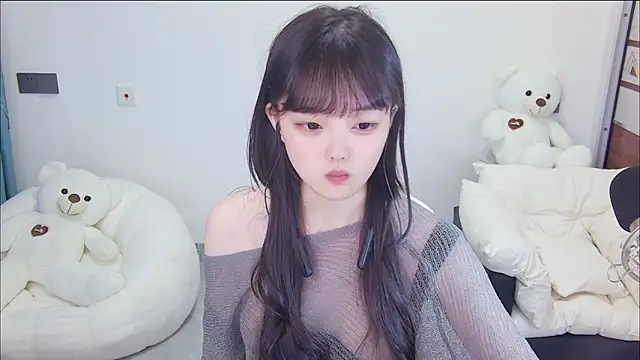 Evil-Bunny007 online show from May 26, 2026, 12:58 pm