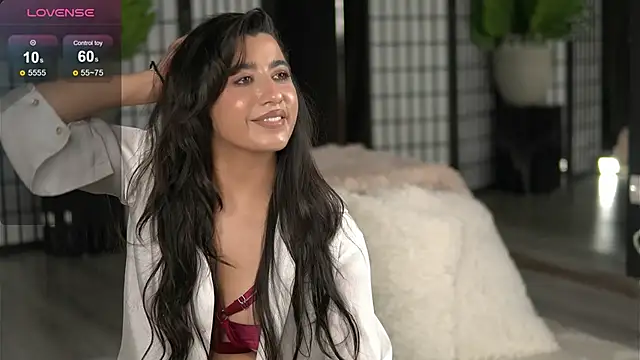 Snapshot of AliceVergara chatting on June 12, 2026, 6:27 pm AliceVergara online show from June 12, 2026, 6:27 pm