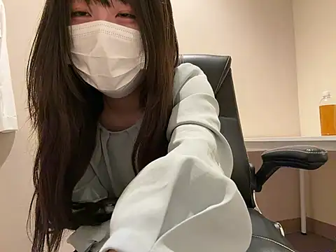 Snapshot of miniminimo_o chatting on July 24, 2026, 10:22 am miniminimo o online show from July 24, 2026, 10:22 am