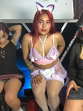 royal Temptationn online show from June 3, 2026, 2:33 pm