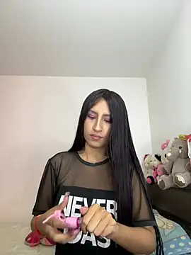 MiaSL  online show from May 19, 2026, 7:10 pm
