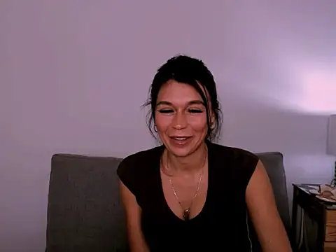 FreyaHotty online show from May 29, 2026, 3:29 pm