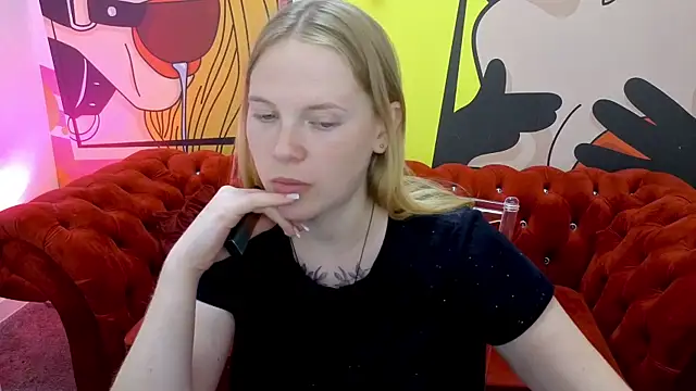 NikkyReyyy online show from July 8, 2026, 5:52 am