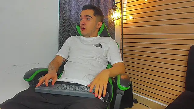Brandoncrew online show from May 25, 2026, 7:34 pm