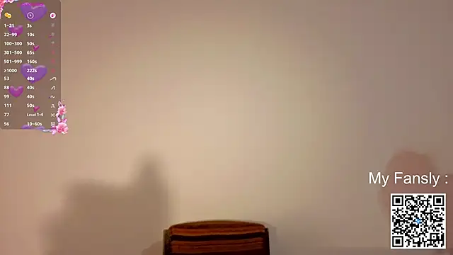 Snapshot of Emilya201 chatting on June 15, 2026, 9:36 pm Emilya201 online show from June 15, 2026, 9:36 pm