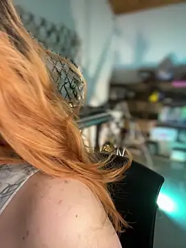 NikkiNix online show from June 3, 2026, 1:01 pm