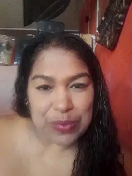 Megansquirt69 online show from May 26, 2026, 2:48 pm