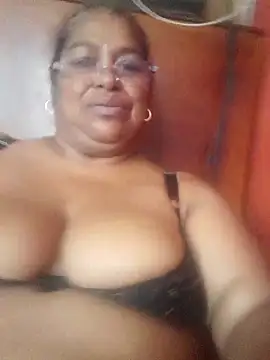 Megansquirt69 online show from May 25, 2026, 3:00 pm