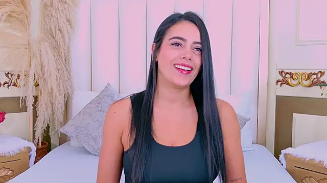CamilaSantorini online show from June 3, 2026, 11:53 pm