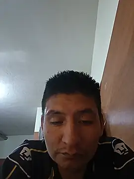 Eugeniosor online show from May 21, 2026, 11:24 pm