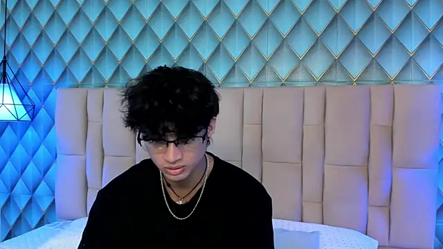 Sofia-Ethan online show from July 11, 2026, 1:55 pm
