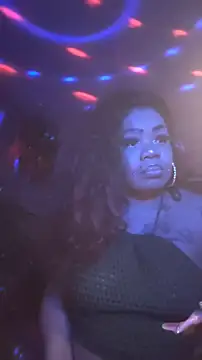 NailGoddessnow online show from January 25, 2025, 4:02 am