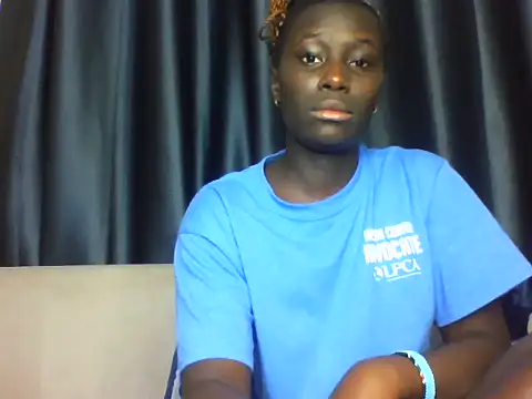 Snapshot of Sexxy_Melany_ chatting on July 20, 2026, 7:16 am Sexxy Melany online show from July 20, 2026, 7:16 am