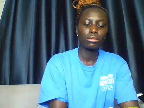 Snapshot of Sexxy_Melany_ chatting on July 19, 2026, 7:10 pm Sexxy Melany online show from July 19, 2026, 7:10 pm