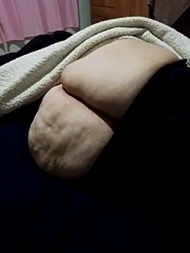 MegaAssMature online show from June 2, 2026, 1:05 am