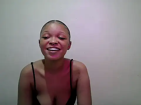Snapshot of Miss_rihanna chatting on July 21, 2026, 12:02 am Miss rihanna online show from July 21, 2026, 12:02 am