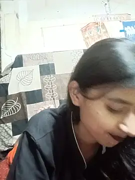 Snapshot of Yoga_Session chatting on July 9, 2026, 7:35 pm Yoga Session online show from July 9, 2026, 7:35 pm