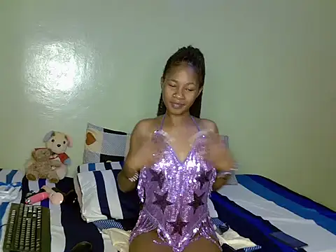 Snapshot of zedd_bliss chatting on July 19, 2026, 8:12 am zedd bliss online show from July 19, 2026, 8:12 am