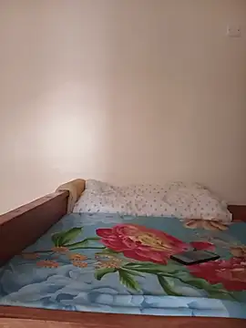 cassyflower online show from June 4, 2026, 9:47 am