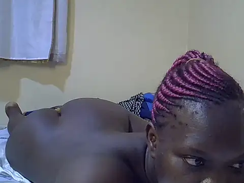 sweet-tiffy online show from May 27, 2026, 1:57 am